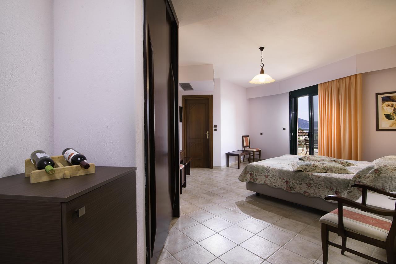 Ocean Beach Hotel Skala Potamia  Extérieur photo