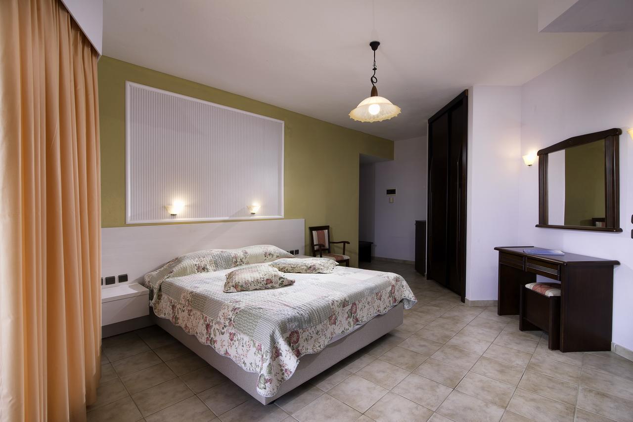 Ocean Beach Hotel Skala Potamia  Extérieur photo